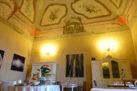 Relais Palazzo Paleologi Sec.XIV Hôtels à : Terruggia