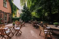 Hotel Rinno Hotels near St. Anne's Church