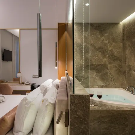 Mirabile Luxury Suites