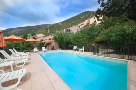 Hotel et Résidence Cala di Sole Отели рядом с достопримечательностью «Каланки»