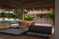 Baan Jai Dee Beach Front Hotel - Rooftop Pools