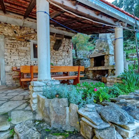 House Hidden Bay