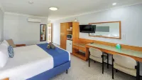 Koorawatha Homestead Motel Hotels in Bororen