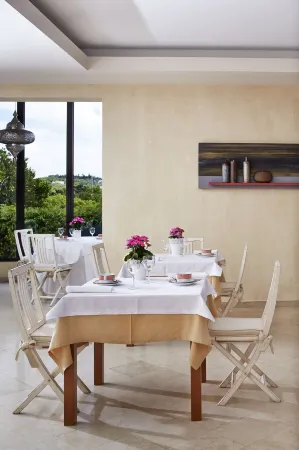 Hotel Parque Das Laranjeiras Отели в г. Сан-Себаштиан