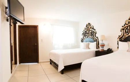 Hotel Expres by Hosting House