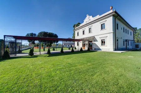 Villa Tolomei Hotel & Resort