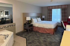 Country Inn & Suites by Radisson, Elgin, IL