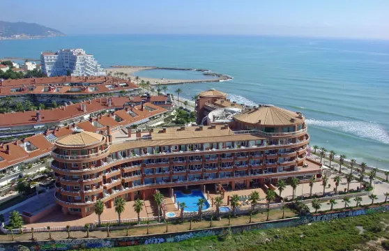 錫切斯桑威海灘高爾夫及Spa酒店