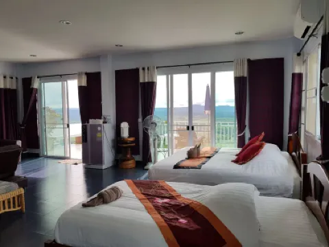 บัานหมอกบุรี รีสอร์ท โรงแรมใกล้จุดกางเต๊นท์ไปรษณีย์เขาค้อ