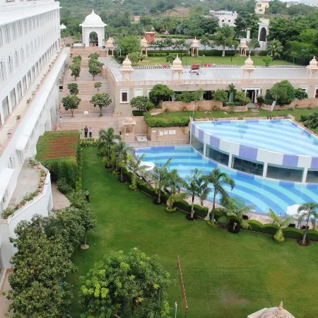 Radisson Blu Udaipur Palace Resort & Spa