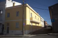 Friendly Peniche Apartment Hotel dekat Cabo Carvoeiro