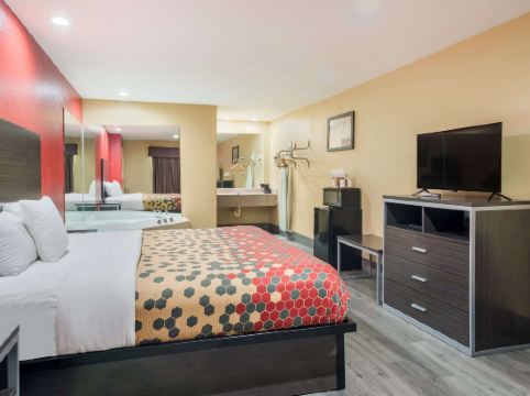 Econo Lodge Lake Charles University Area