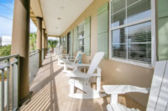 Kiwi Grove Hotels in Seagrove Beach