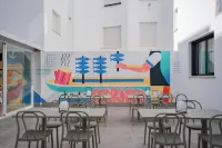 لايف إت مالاجا