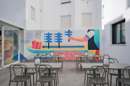 Live It Malaga Отели рядом с достопримечательностью «Estación de Autobuses de Málaga»