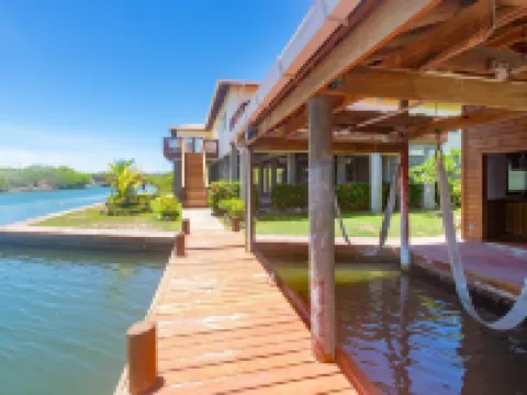 Coco View Canal Lot 18 Private Home 3 Bedroom Home Hotels in First Bight
