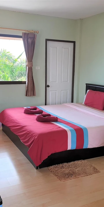 รูปภาพของซีบีช เกาะล้าน 2