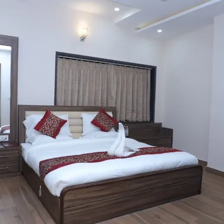 Hotel Golden Palace