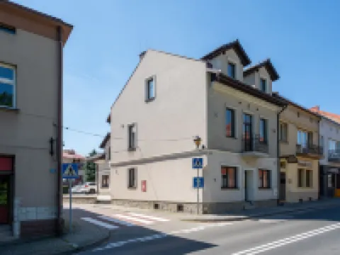 カープ & ベッド ザトルのホテル