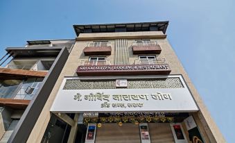 Treebo Shree Sai Suites