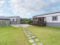Jeju Bijalim Pension Hotels in der Nähe von Irrgarten