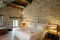Castel di Luco - Authentic 11th-Century Castle - โฮมสเตย์