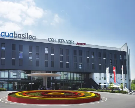 コートヤード バイ マリオット バーゼル バーゼルのホテル