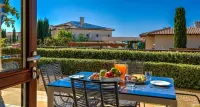 Modern Apartment AP02 - Zodia with Private Garden, Aphrodite Hills