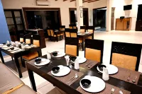 Hotel Badrika Inn - breakfast