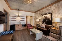 The Brownwood Hotel & Spa Hotels in Sumter County