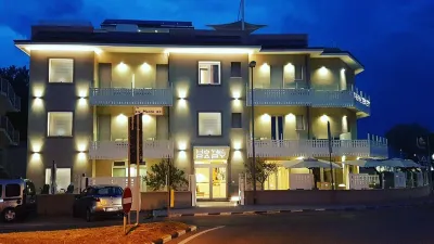 Hotel Baby Отели рядом с достопримечательностью «Монументальное кладбище Римини»