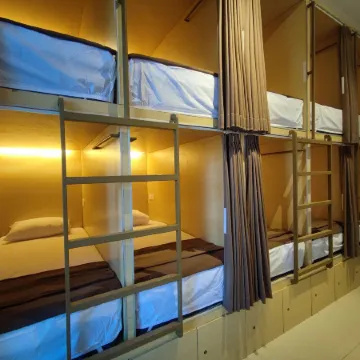 Fora Capsule Hostel Tuban Kuta Bali