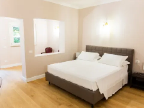 La Tenuta di Rocca Bruna Country 度假村 蒂沃利酒店