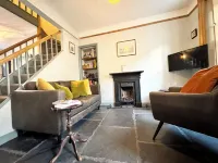 The Old Locksmith Cottage, 3 - Bed, Sleeps 6, Pets Welcome - 3 Yıldız