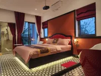 Punita Hotel Hoteles cerca de Colleges Orient
