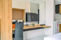 Compact and Modern Studio Room at Casa de Parco Apartment - Gym