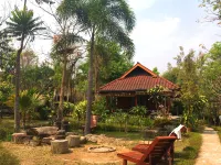 Lemont Pai Resort Hotels near Yun Lai Viewpoint