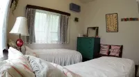 Okinawan. Sweet Home. T-8 Hotels in Kadena
