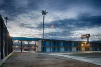 圖森市中心紅獅套房飯店 Tucson Convention Center附近的飯店