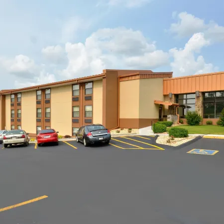 Best Western Center Pointe Inn