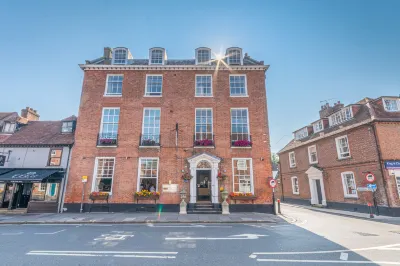 Harbour Hotel & Spa Chichester Hotel dekat Providence Chapel Independent Church