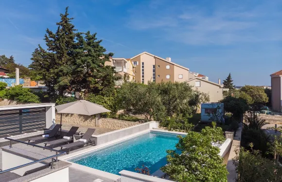 夏日微風公寓酒店