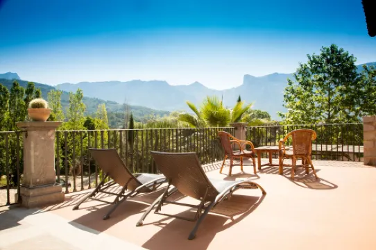 芬卡卡奈酒店-限成人入住