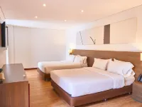 84 DC Bogotá Hotels near تسونا تي
