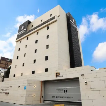 Jeonju Mari Hotel Отели рядом со станцией Станция Jeonju