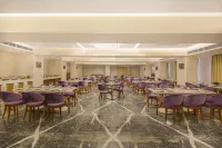 Hrj Sarovar Portico Indore