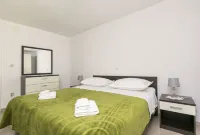 Apartments Maja