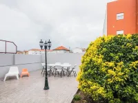Apartamento A Francos Artist Painting 1 Hotels in Ramalde