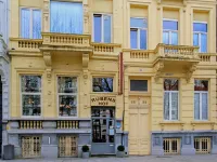 هوتل روبينزهوف Hotels near هيت زاود