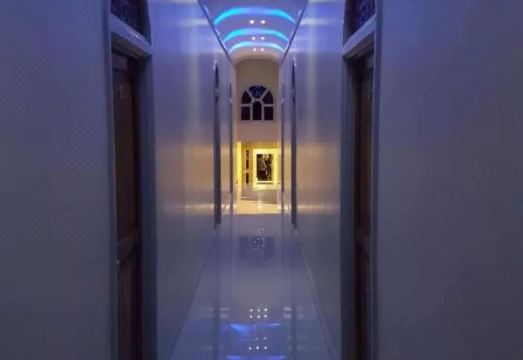 마수리나 로지 수영장 전경